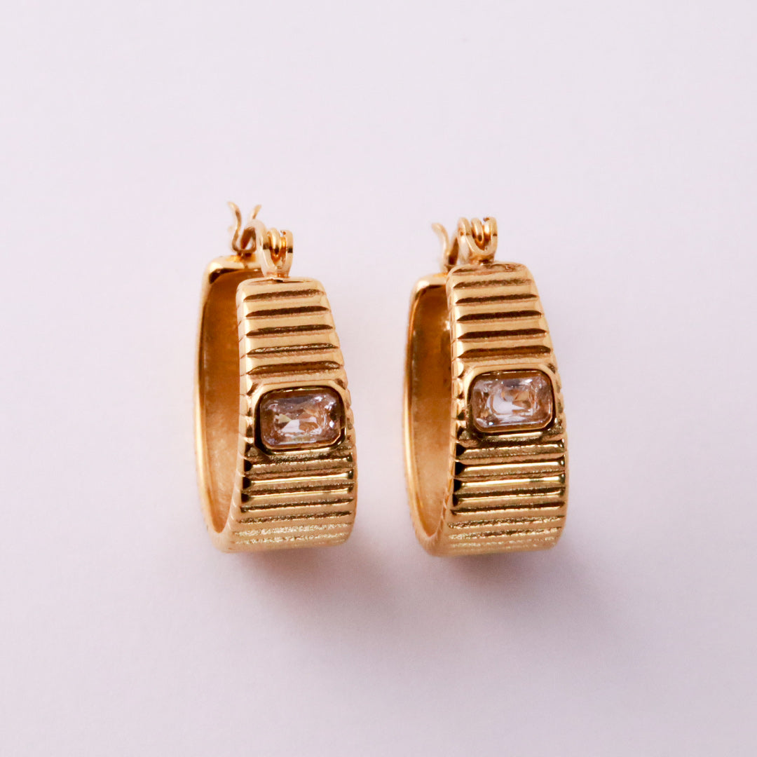 Aretes Candonga en Acero con Zirconia – Dorado PVD y Plateado