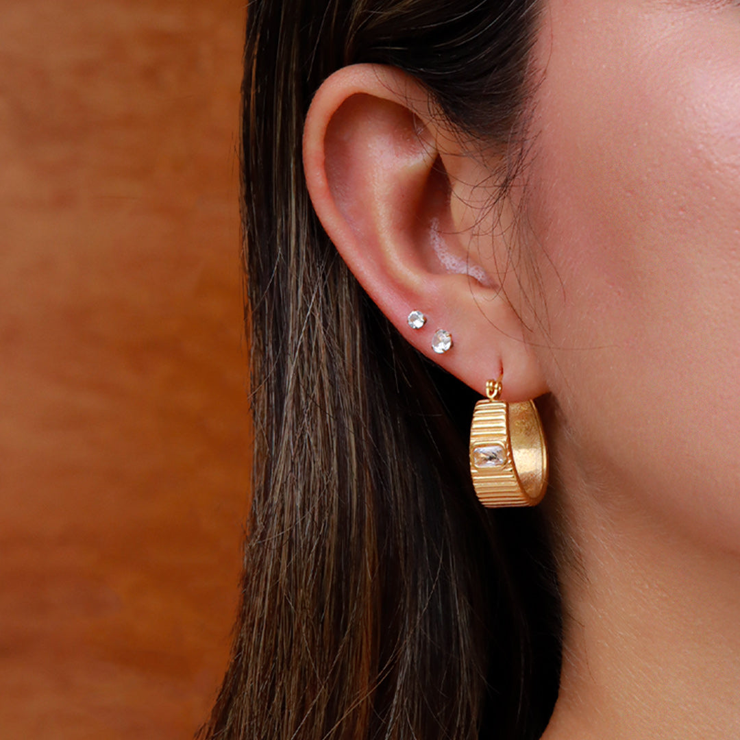 Aretes Candonga en Acero con Zirconia – Dorado PVD y Plateado