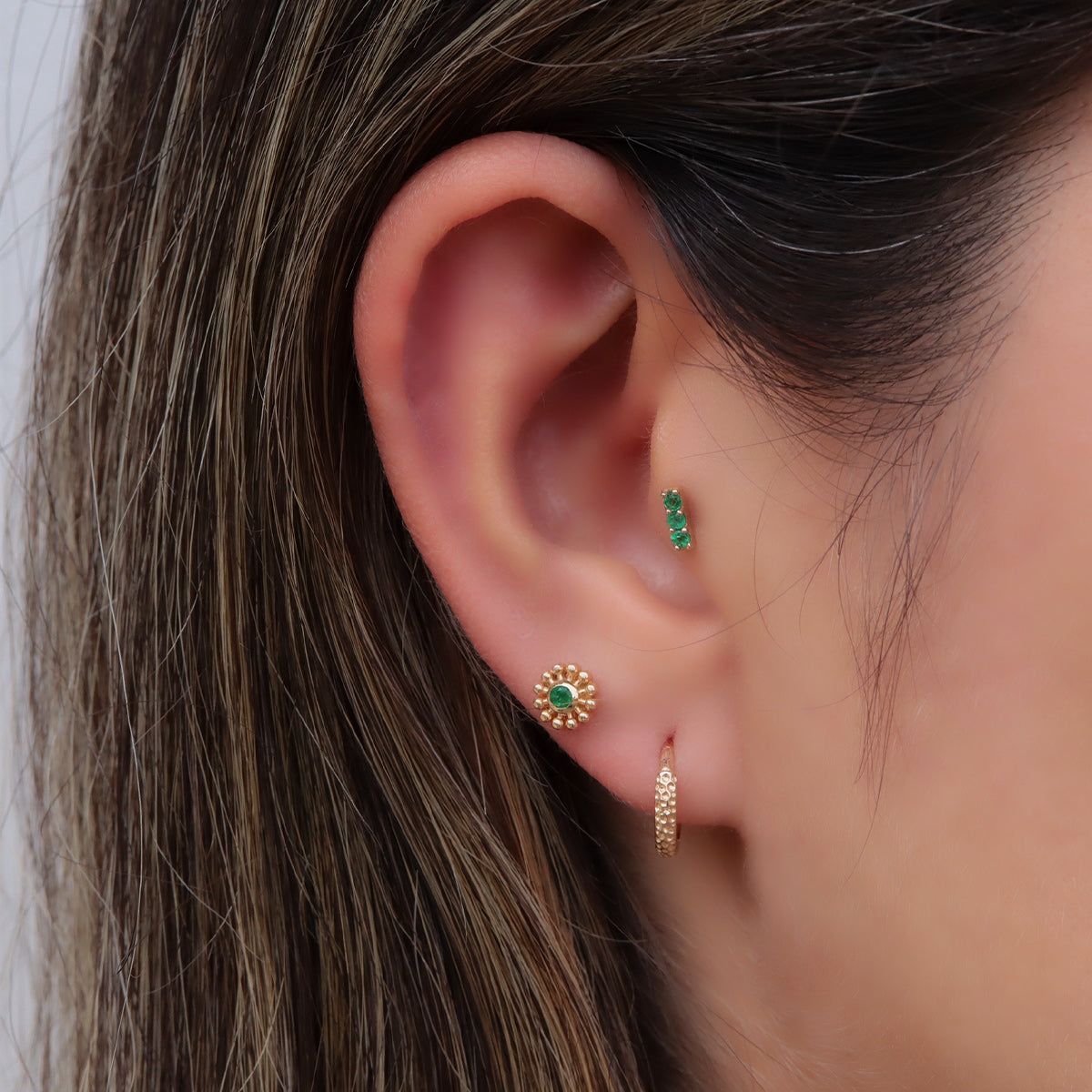 Labret en Oro 18K con Trío de Esmeraldas Colombianas