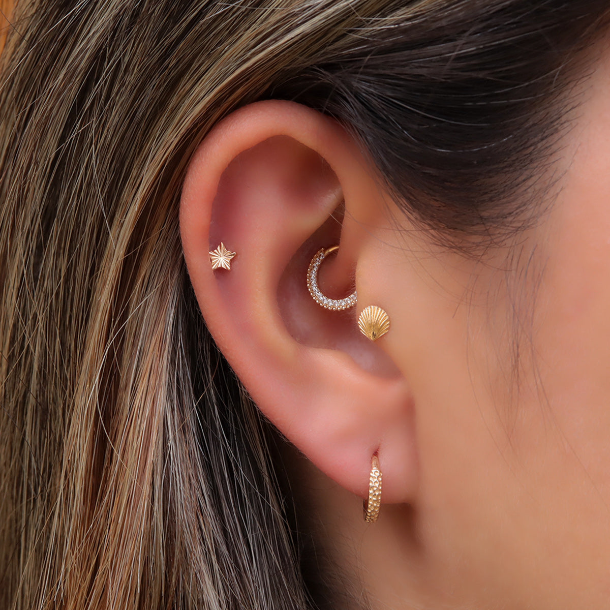 Labret Coral en Oro 18K con Sistema Pin & Twist